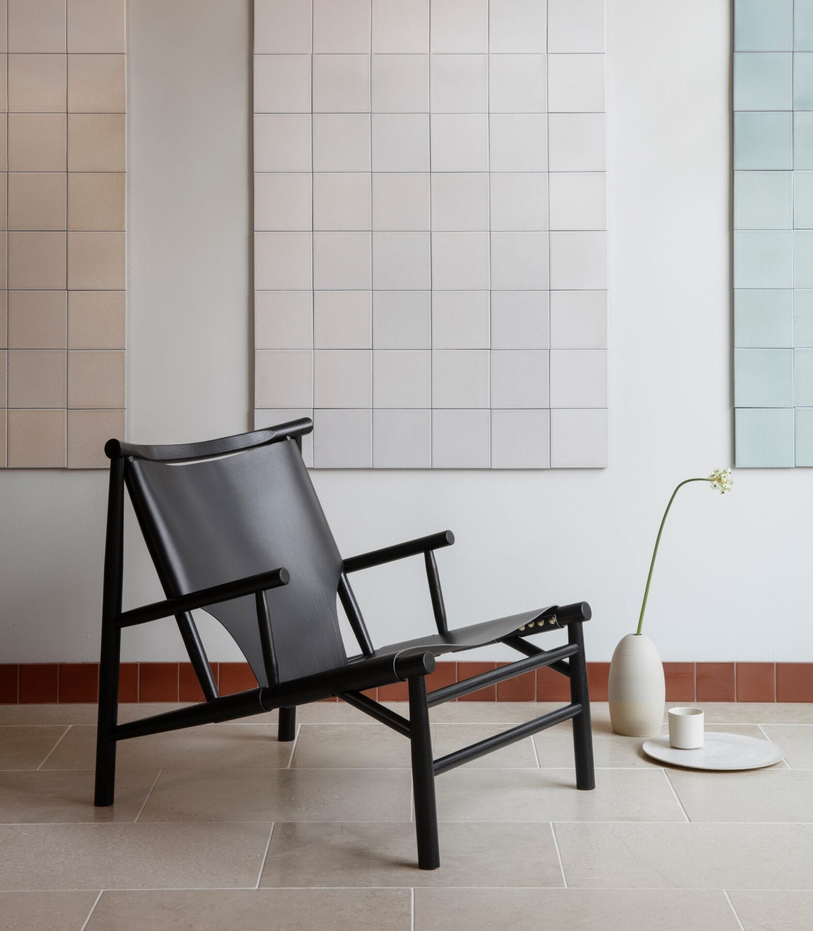 Samurai Chair, FSC Certified Oak, Sørensen Saddle Leather, Black 97137, Frame: Black Oak