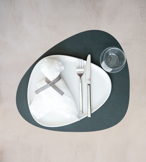 Dinner Mat Curve L, Leather Nupo, Dark Green, 37 x 44 cm - Image 2