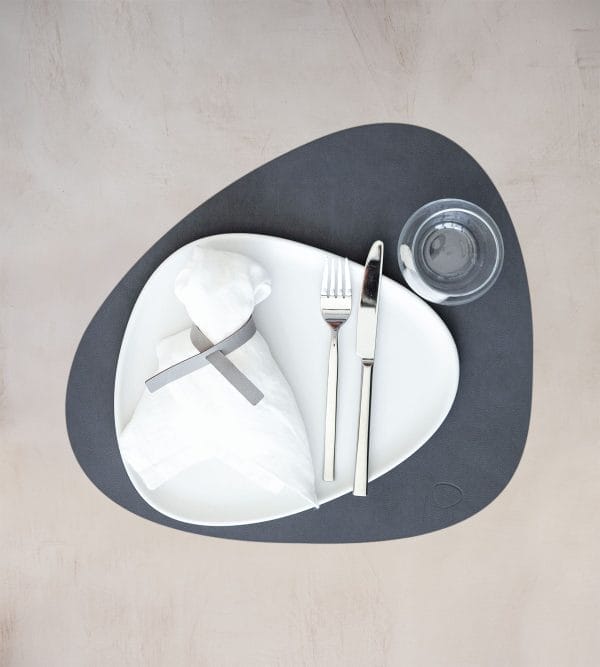 Dinner Mat Curve L, Leather Nupo, Anthracite (Set of 4), 37 x 44 cm - Image 2