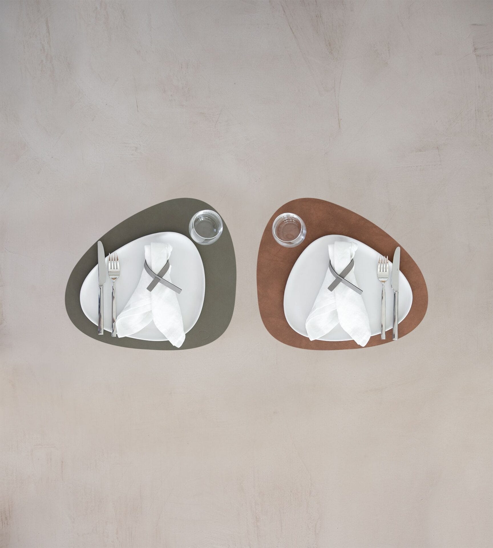 Dinner Mat Curve L, Leather Double Nupo, Army Green/Nature - Image 2