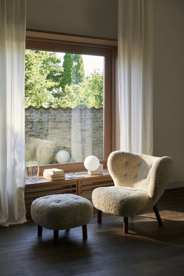Pouf ATD1, Sheepskin Moonlight 17, Walnut - Image 2