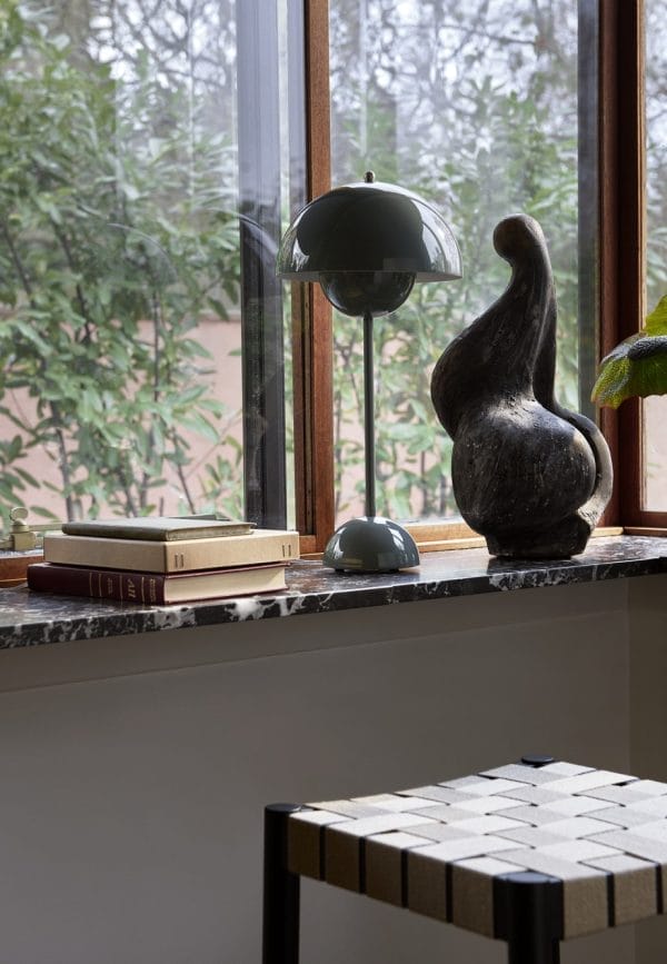 Flowerpot Table Lamp VP3, Dark Green - Image 2