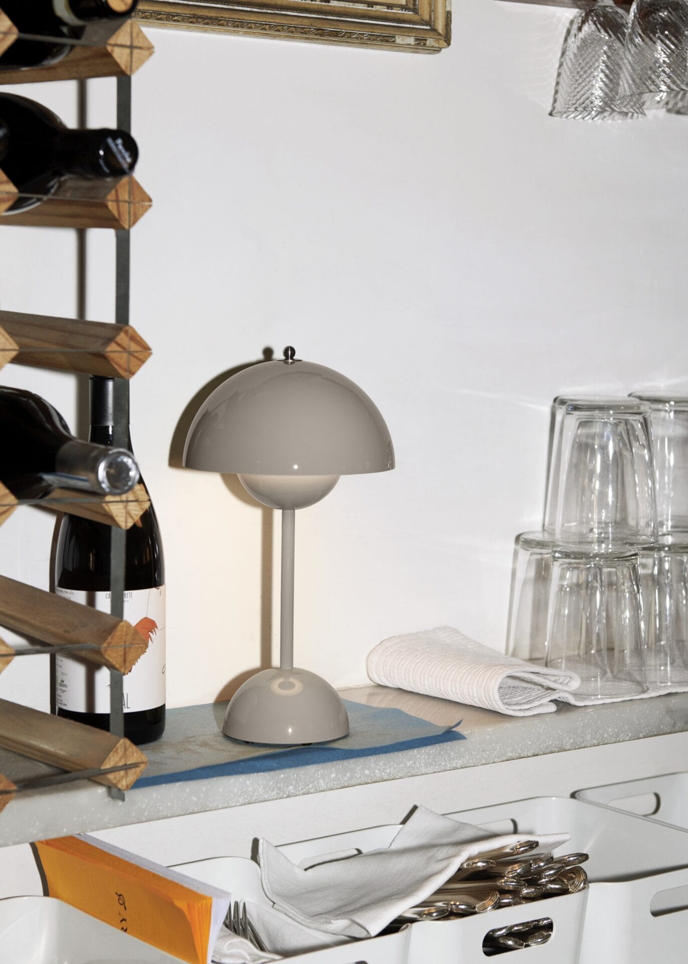 Flowerpot Portable VP9, Grey Beige - Image 3