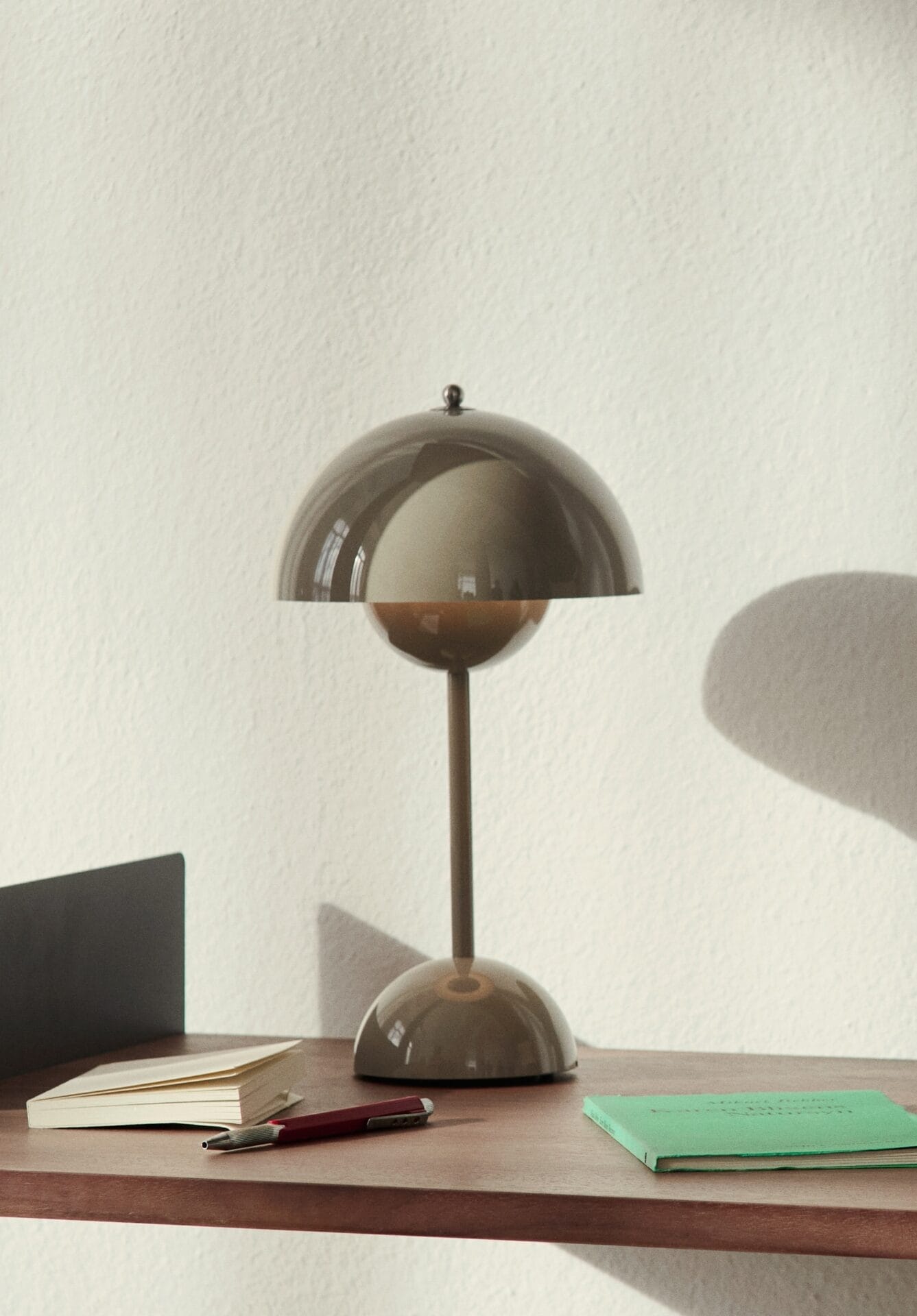 Flowerpot Portable VP9, Grey Beige