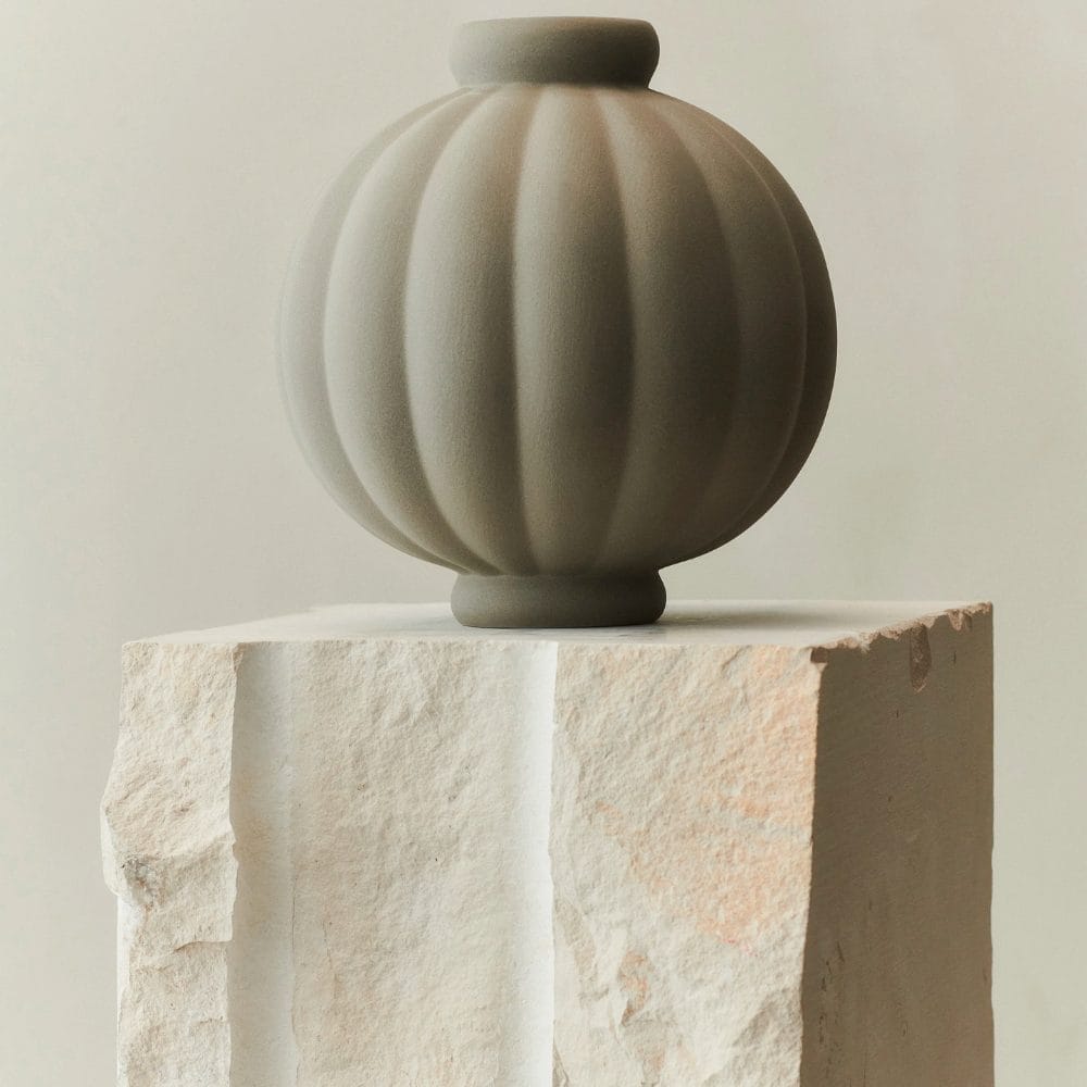 Balloon Vase #01, Ceramic, Sanded Grey