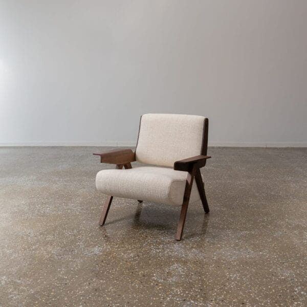 Lina Armchair 78 , Vite 01 Colored Dark Walnut Ashwood Structure