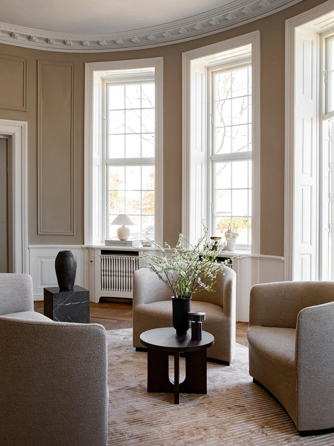 Androgyne Side Table, Dark Oak - Image 2