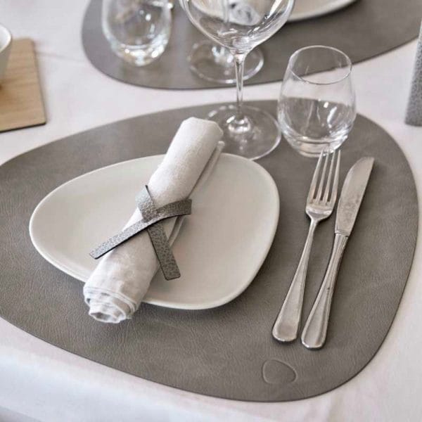 Napkin Loop Fold, Leather Bull Warm, Grey/Black (4 Pieces), 1 x 30 cm - Image 2