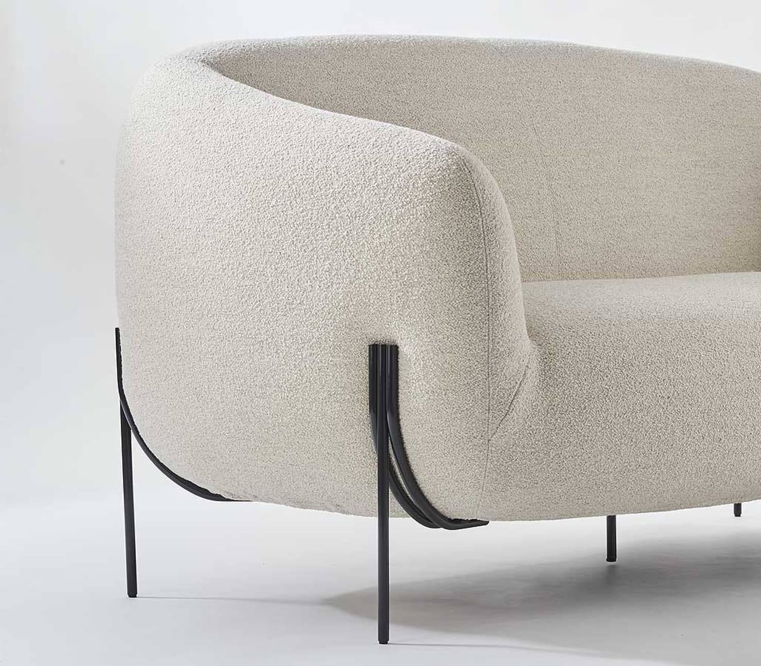 Geo Armchair, Feet Grey Ral. 7021, Darwin Col. 07, Cat. Extra, 82 x 90 x H78/40 cm