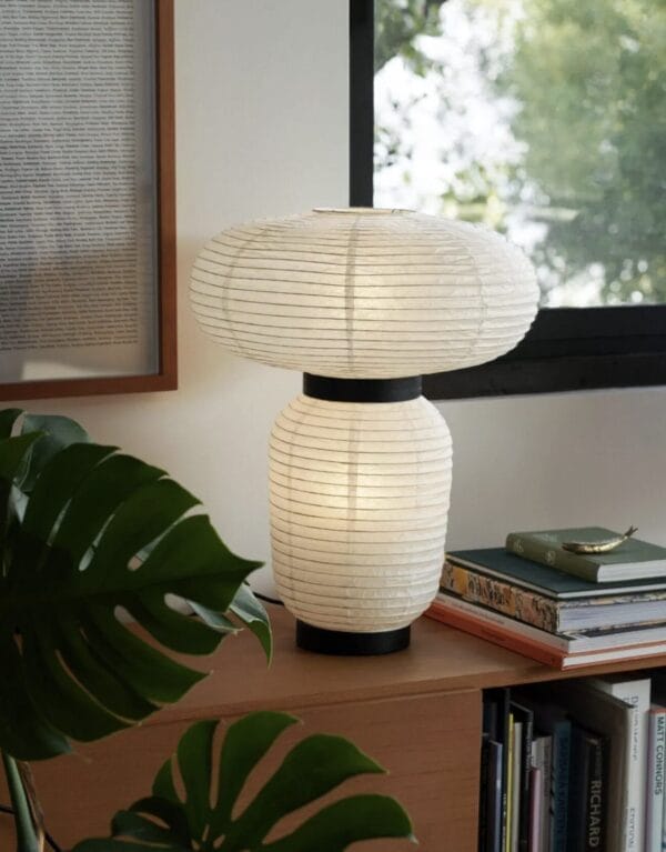 Formakami Table lamp JH18, Paper Ivory White