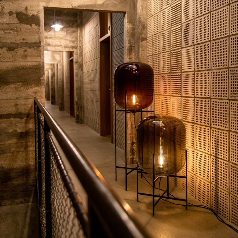 Oda Medium Light, Smokey Glass, Black Finish - Image 2