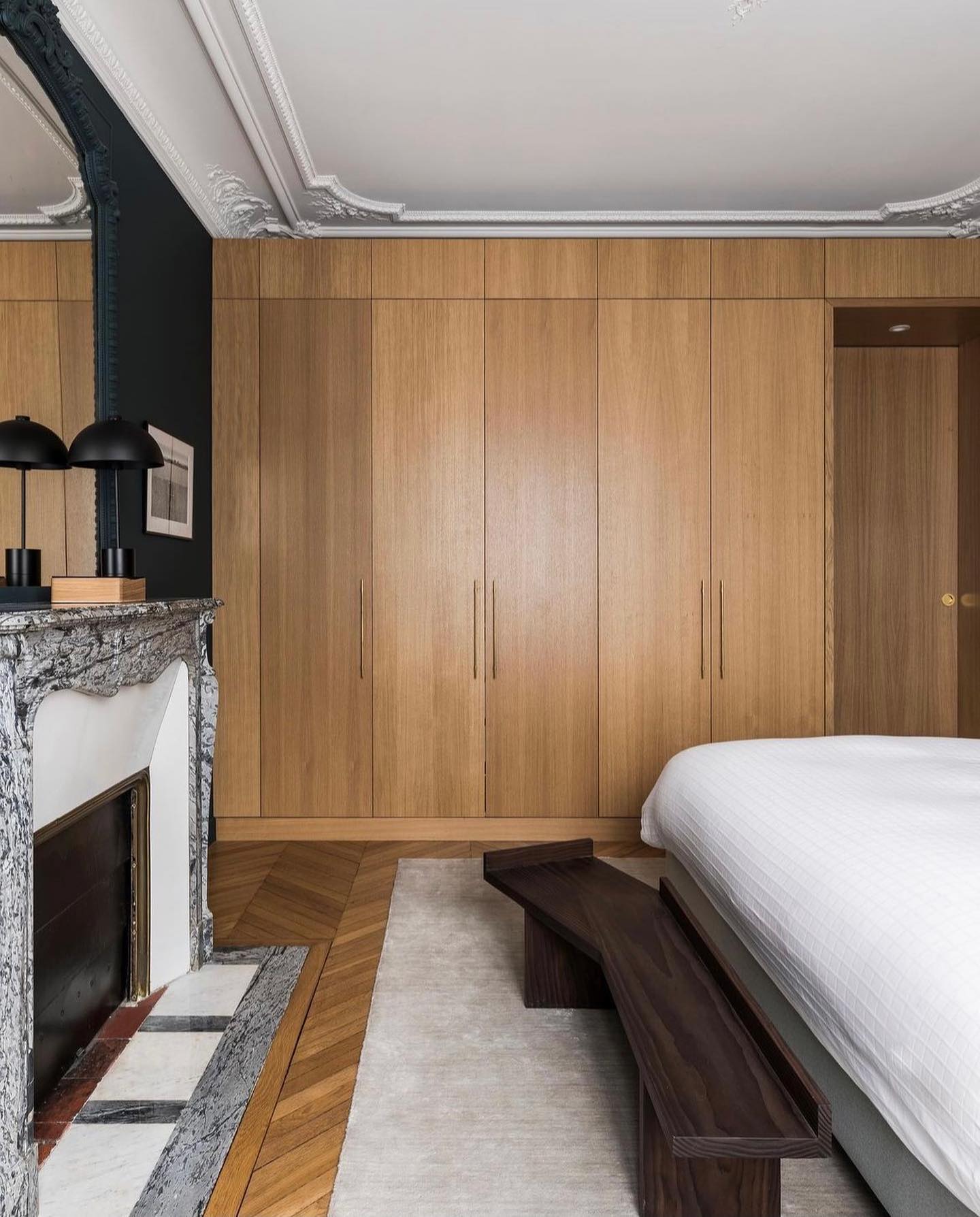 Studio Table Lamp, Shade: Black ø25, Base: Black/Brass, H51 cm - Image 2