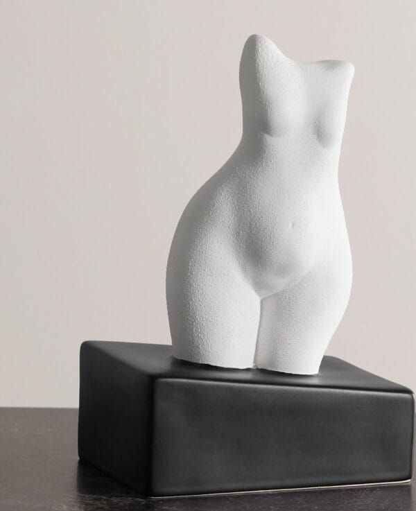 Happy (Book) Ending, Right, Earthenware, B&W