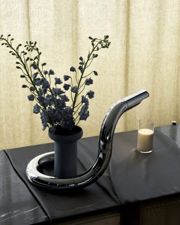 Aspide Table Lamp, Chrome
