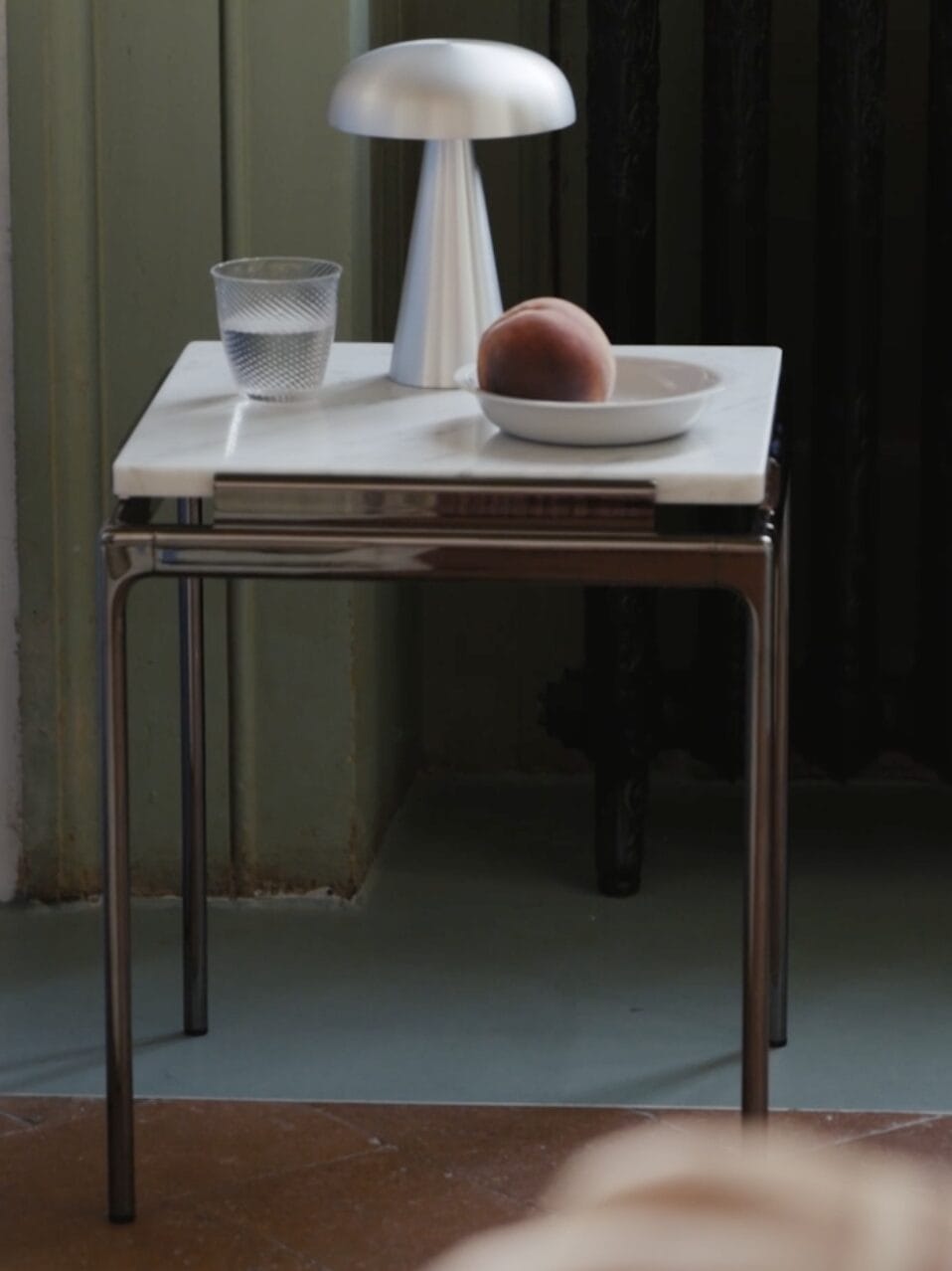 Sett LN11 Side Table, Bianco Carrera Marble w. Dark Chrome - Image 4