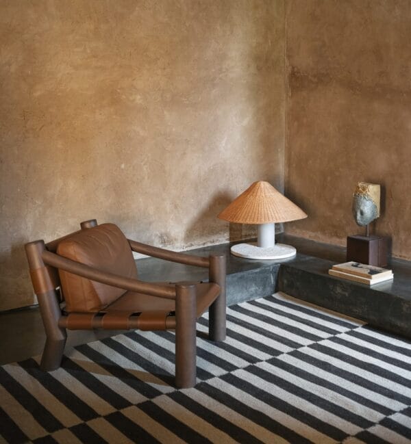 Elephant OELE72 Armchair, Walnut/Hide, Guarana 2006