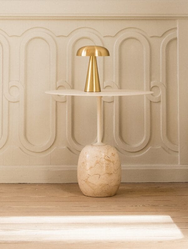 Lato Table LN9, Top Ivory White, Base Crema Diva Marble, Oval