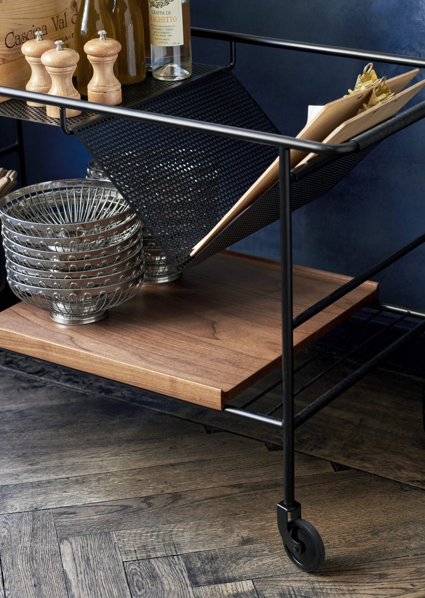 Alima Trolley NDS1, Metal Matt Black, Tray Lacquered Walnut - Image 3