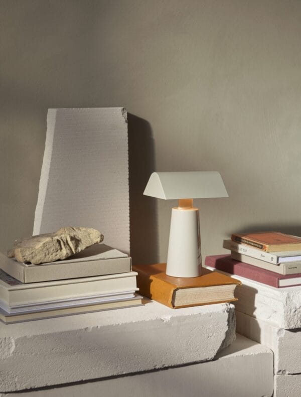 Caret MF1, Portable Lamp, Silk Grey