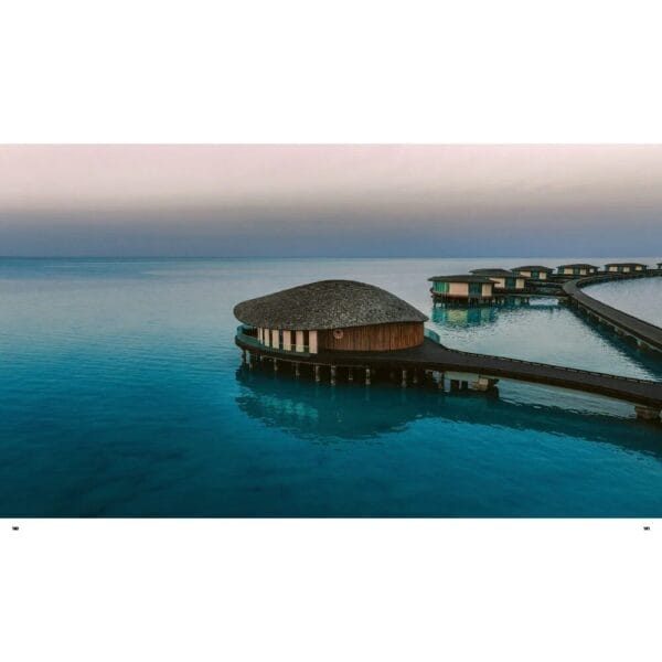 Contemporary Living in the Middle East - Book - Image 3