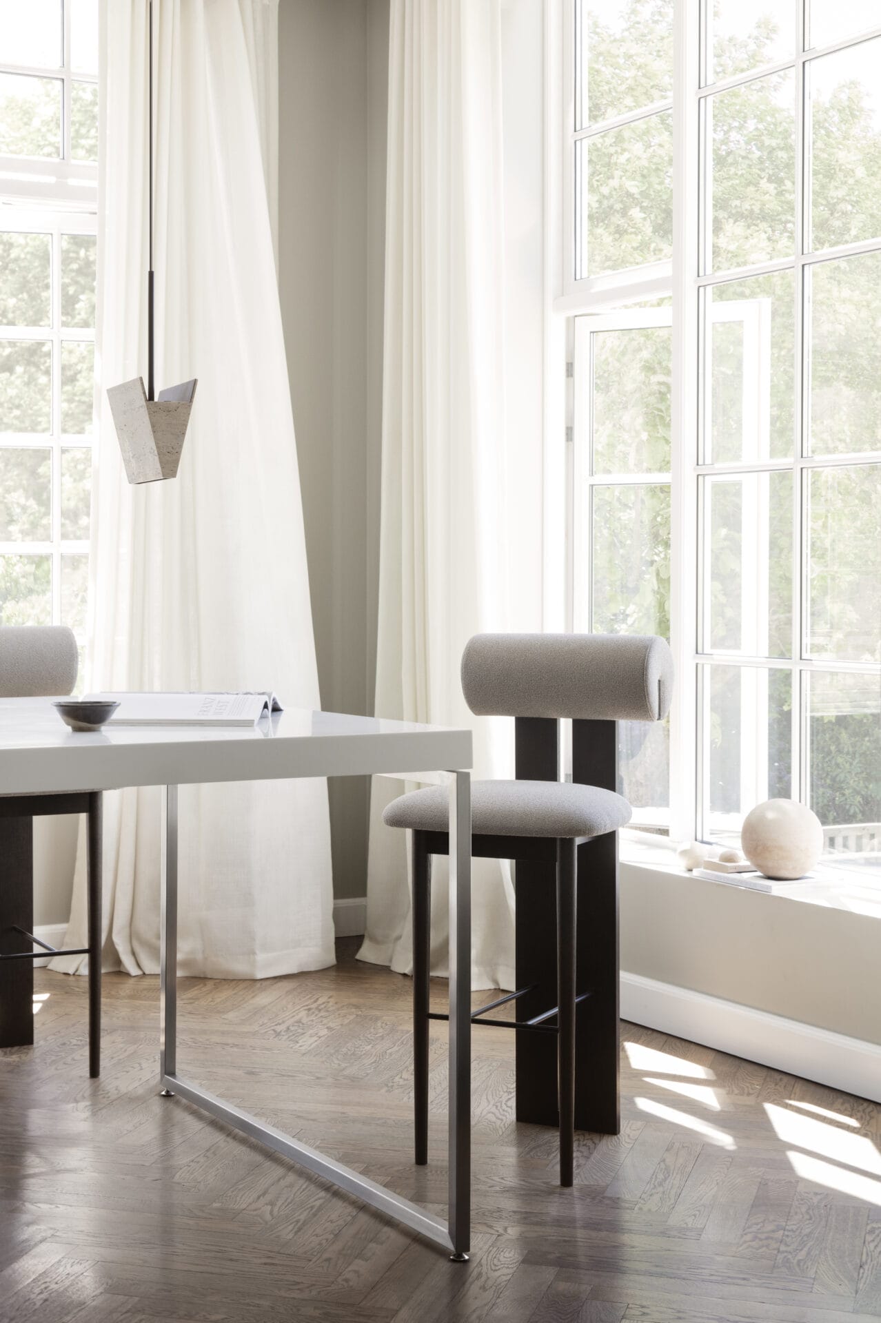 Hippo Counter Chair, Grain 61253, Dark Smoked Oak, H65 cm