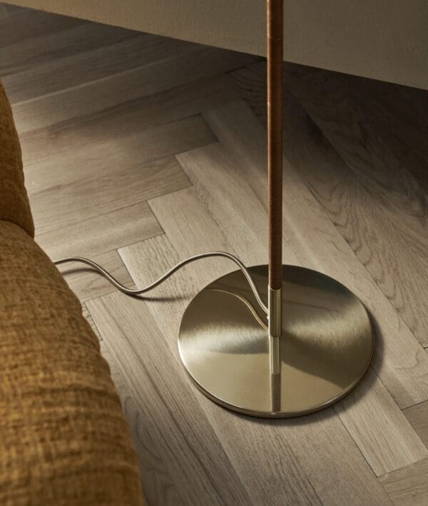9602 Floor Lamp,Brass & Bamboo (Untreated) - Image 3
