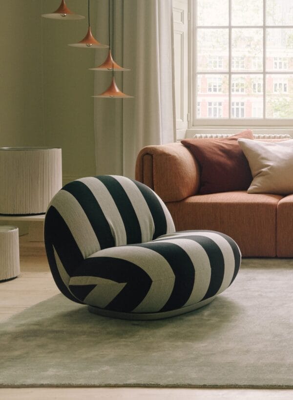 Pacha Lounge Chair, Fully Upholstered, Returning Swivel, Group. D, Kvadrat Raf Simons 0159 , Base Finish Pearl Gold