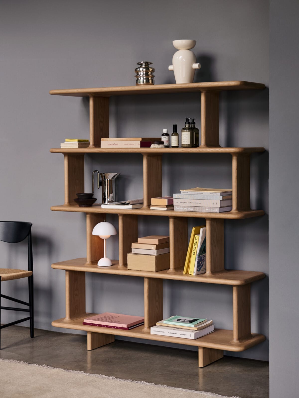 Archivo JH45 Shelf Oak , H168 cm W140 cm D38 cm