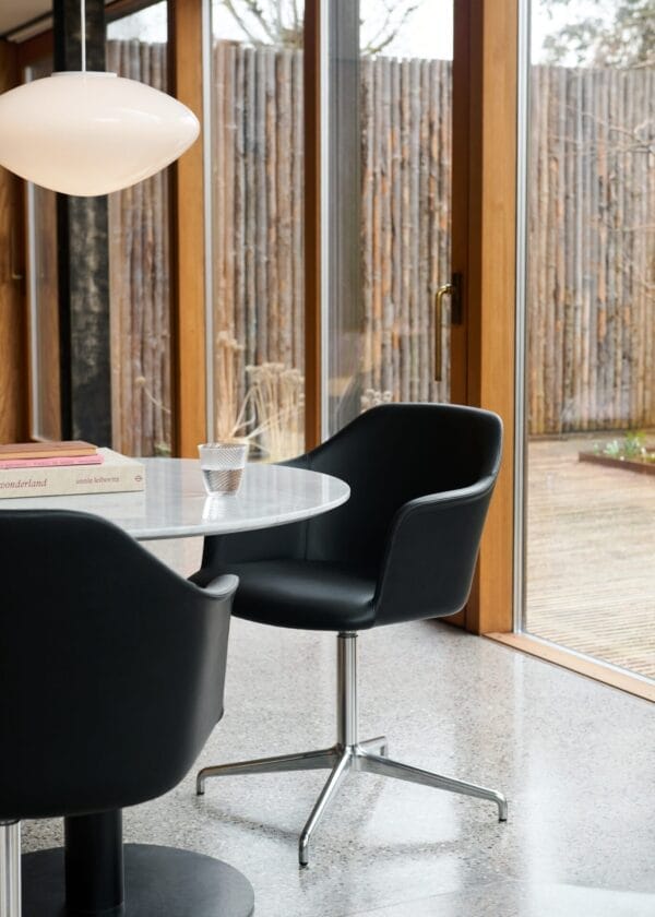 Rely Chair HW40, Full Upholstery, Aluminium Swivel base, Noble Aniline leather Black,