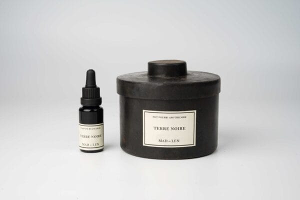 Pot Pourri d'Apothicaire Petit Lava Rock, 8x5cm (Terre Noire) + Refilling 5ml - Image 3