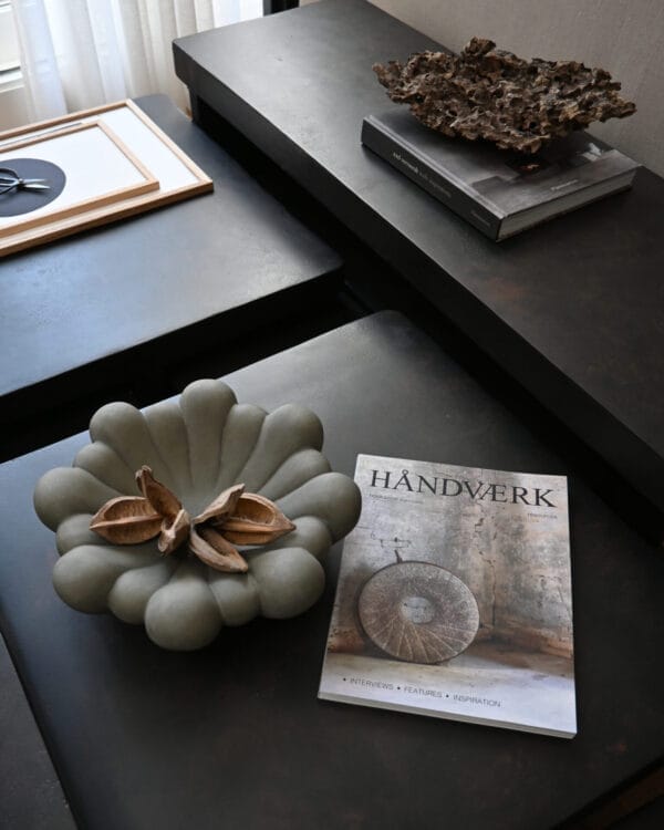 Bloom Tray, Medio - Dark Grey, L28,5 / W28,5