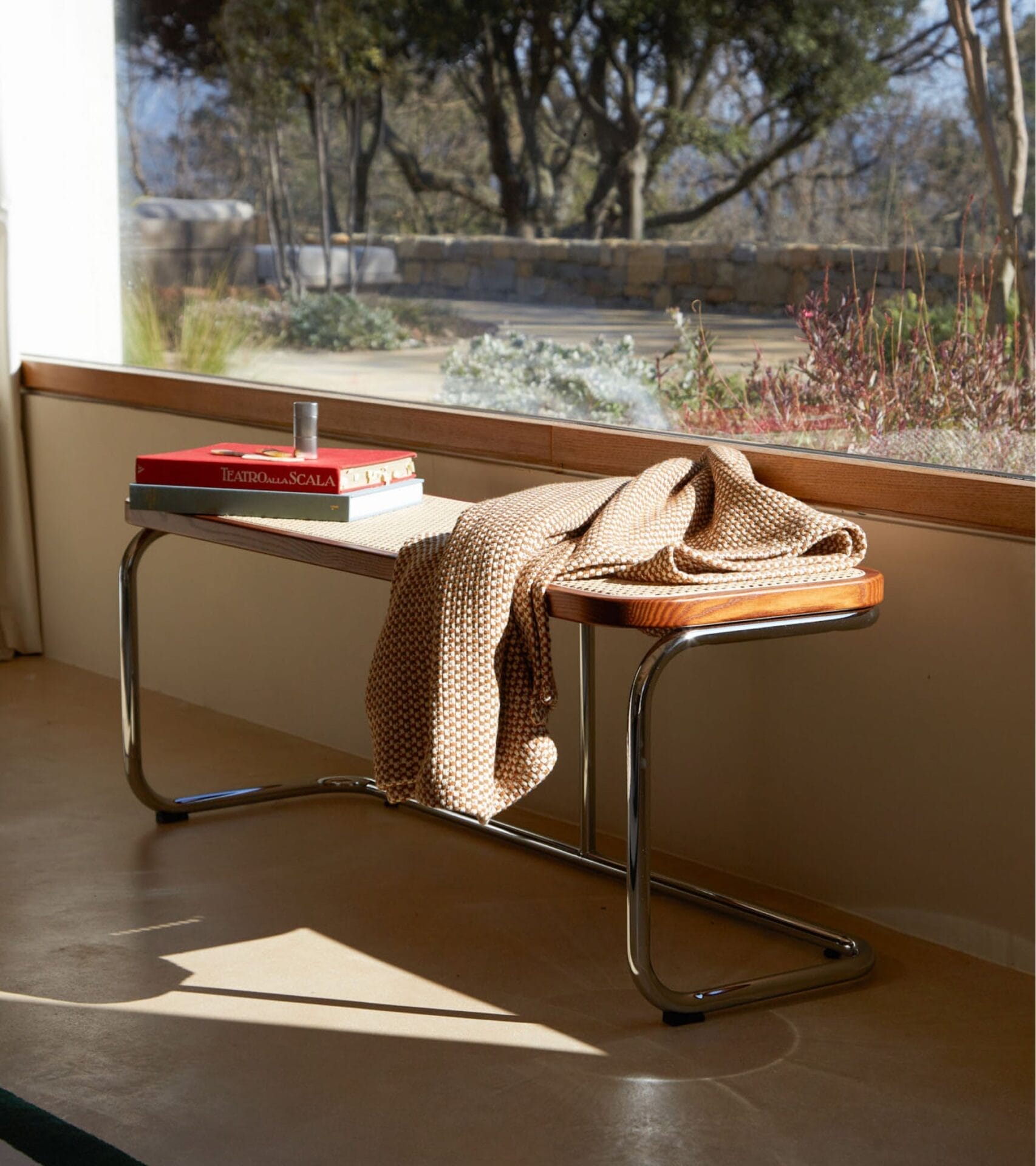 Panchina Brown, natural cane and chromed metal bench L120 x W40 x H45 cm