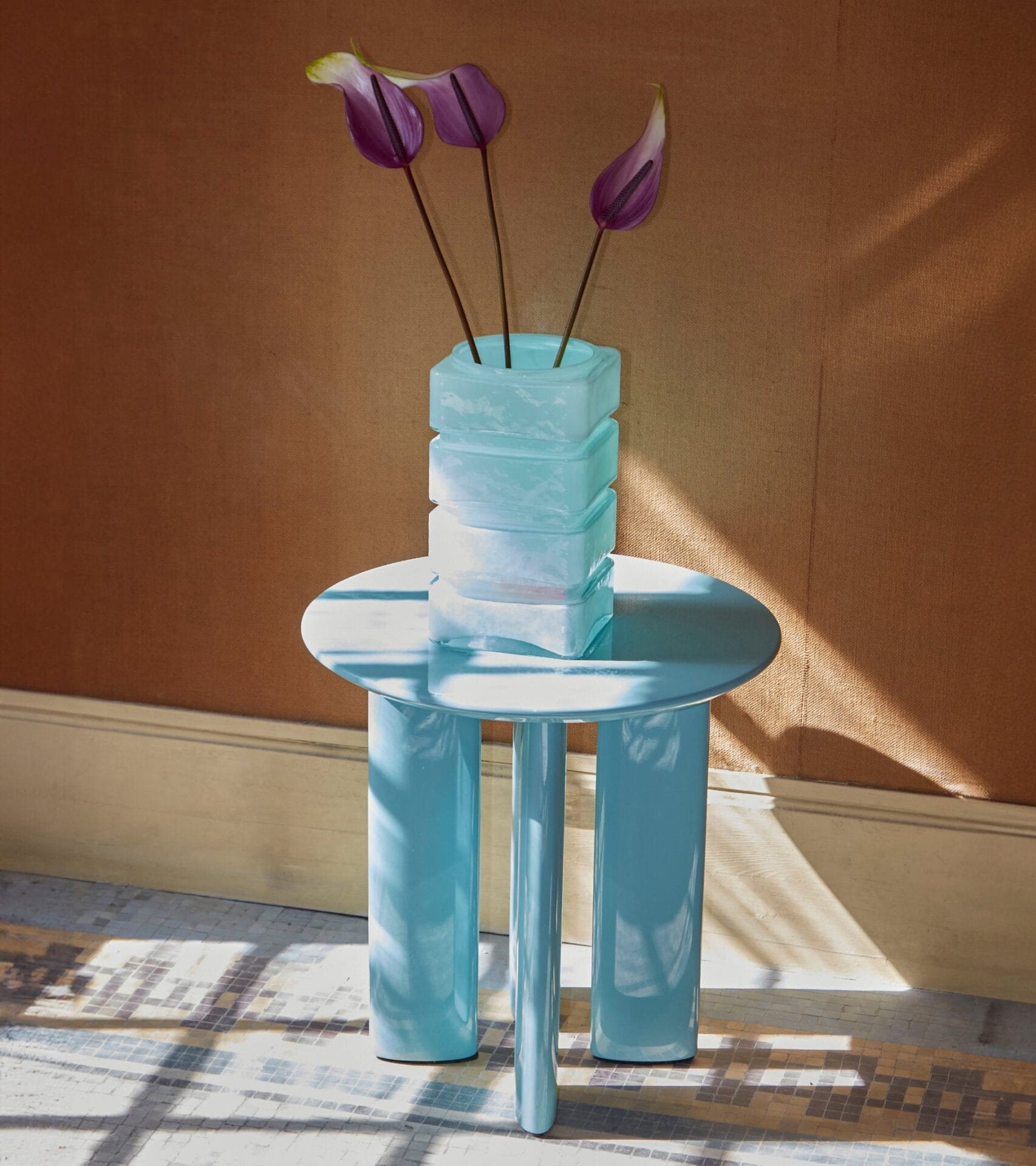 Donna Minty blue opaline glass vase 14x14x H29cm - Image 4