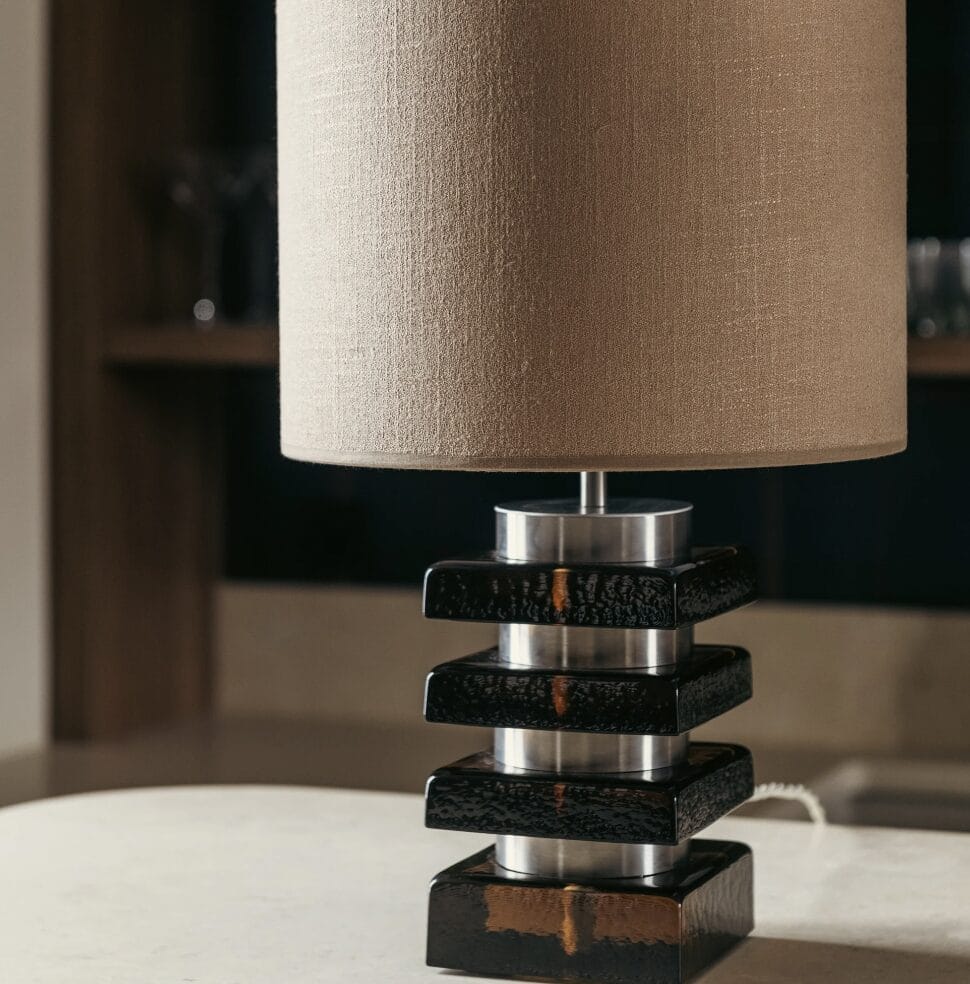 Marta Amber glass and brown textured fabric table lamp H46 x Ø28 cm - Image 4