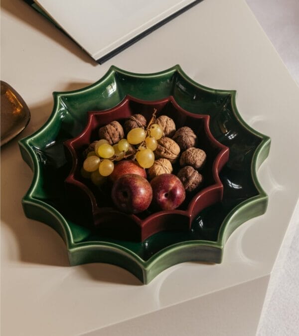 Tasca Small ceramic burgundy pocket emptier Ø22cm - Image 2