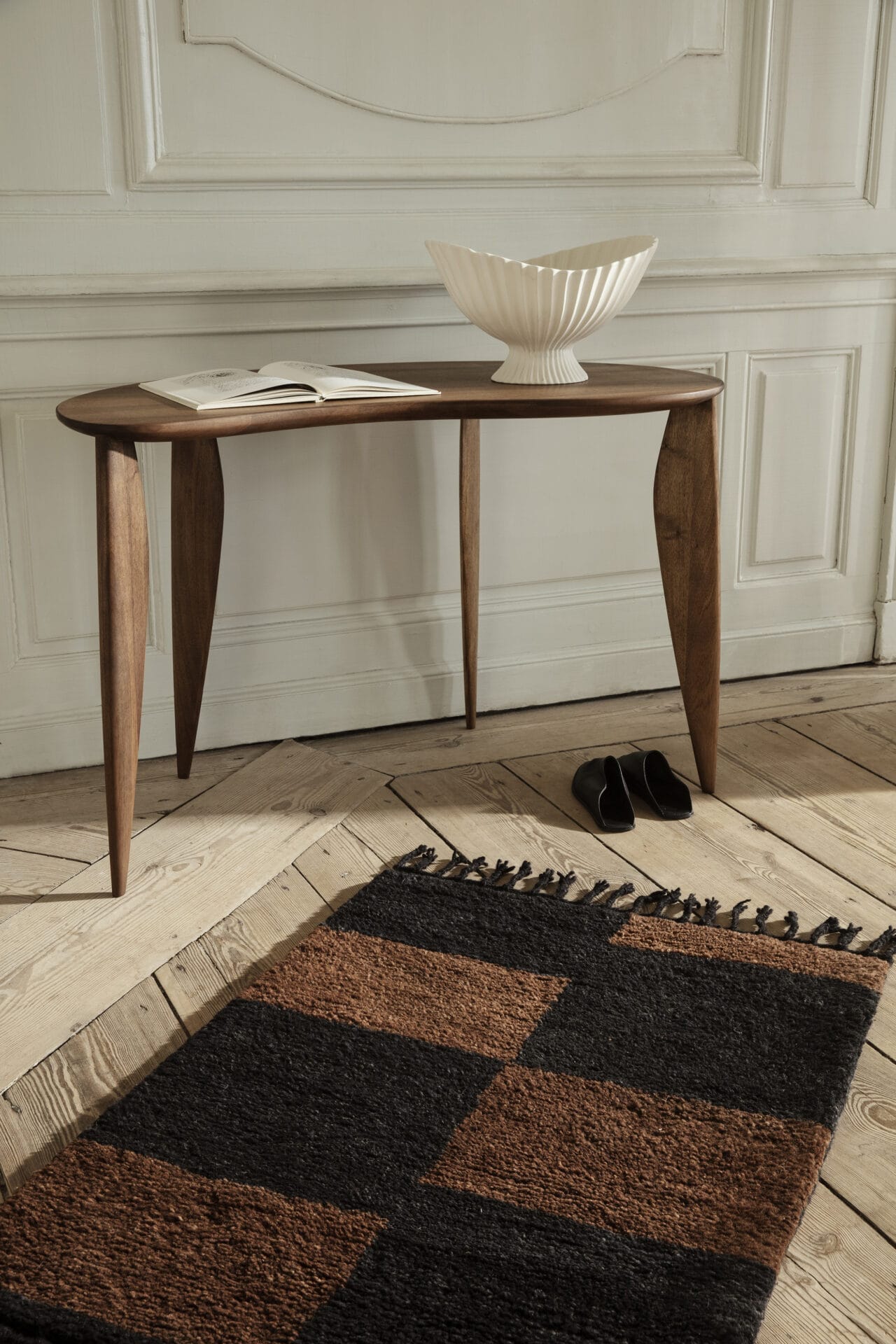 Fountain Centrepiece - Off-white - Image 2