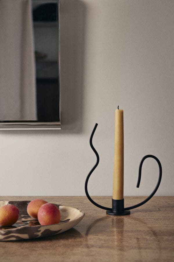 Valse Candle Holder, Low, Black