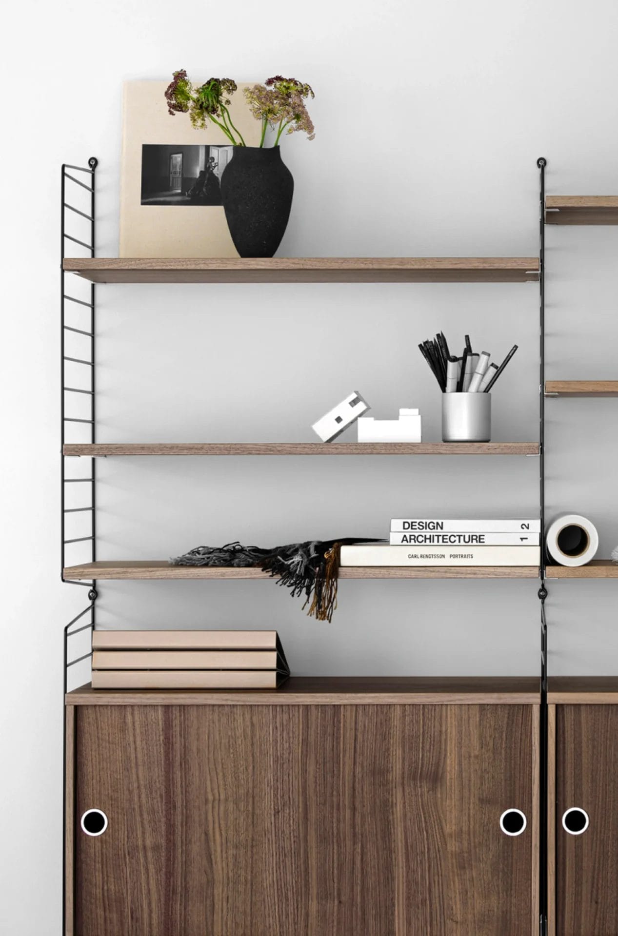 String Configuration 160 x 150 cm, Walnut/Black