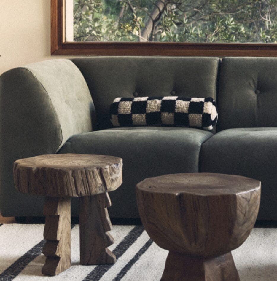 Carved wooden stool, 40x40x40cm - Image 2