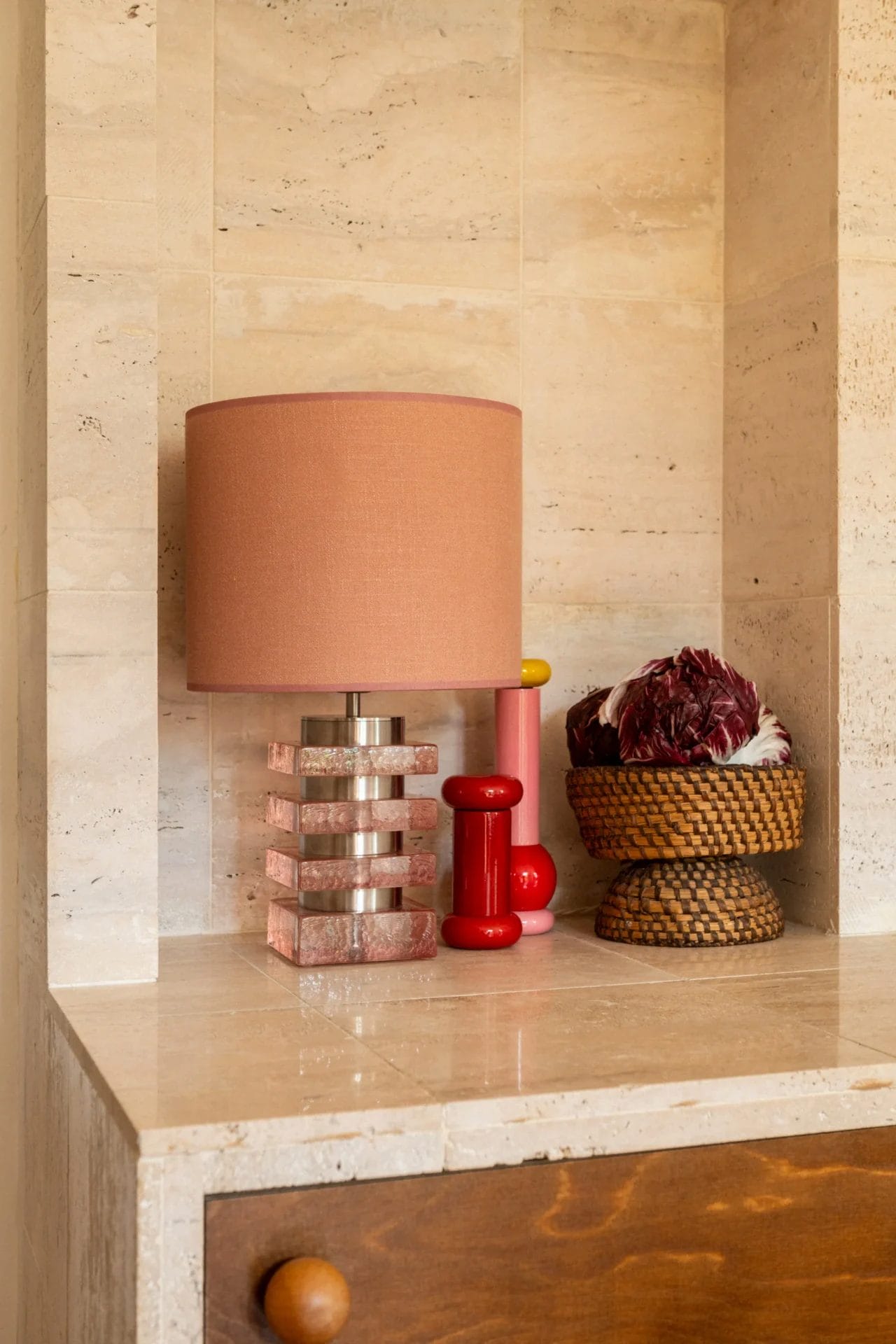 Marta Table lamp in pink glass and textured pink fabric