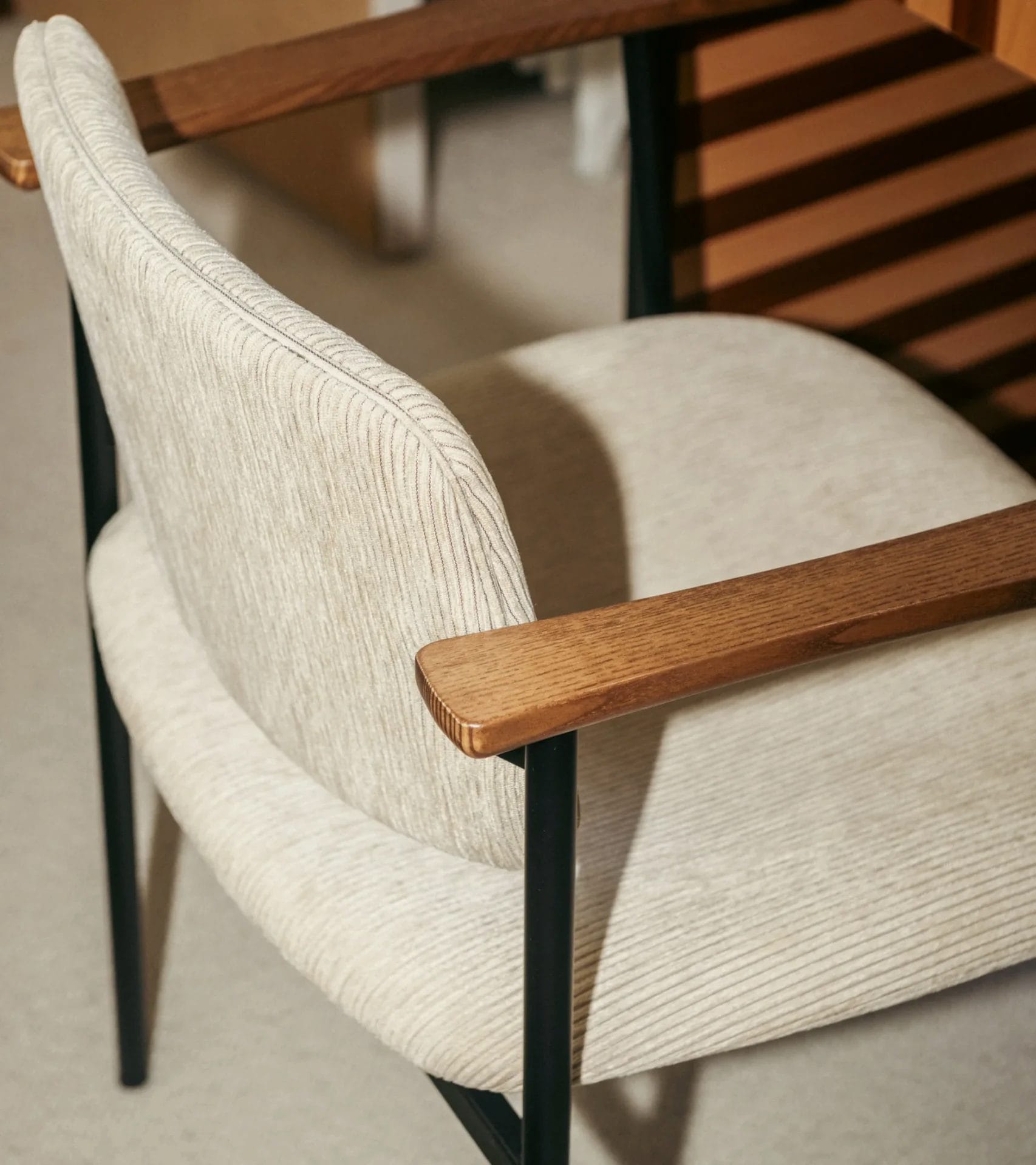 Pio Brown wood chair and beige corduroy - Image 3